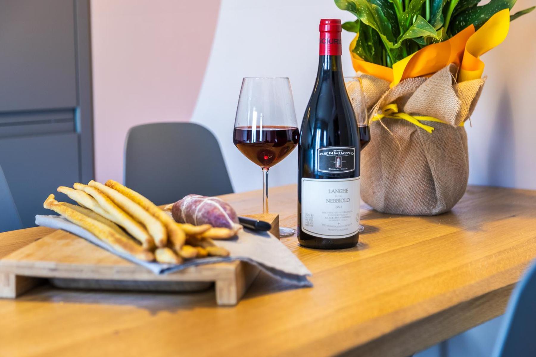 La Casa Nelle Aie - Appartamento Nebbiolo - Free Wifi E Ac ลามอร์รา ภายนอก รูปภาพ
